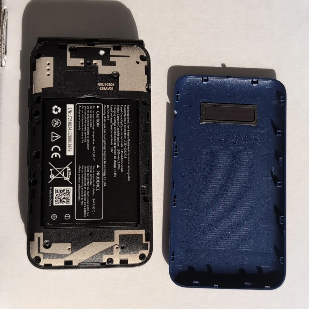AT&T Cingular Flex 2 - Classic Navy Prepaid Phone. Used a few days as a back up